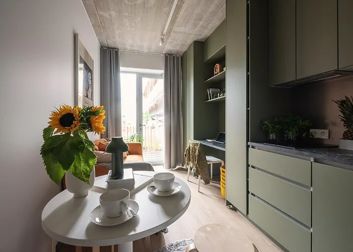 Campus House By Larsen 호텔 *