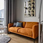 Campus House By Larsen Hotel