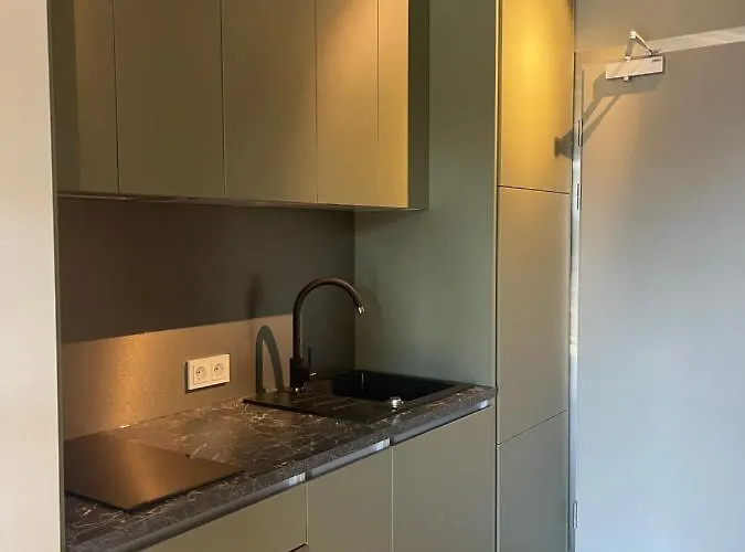 Campus House By Larsen Готель