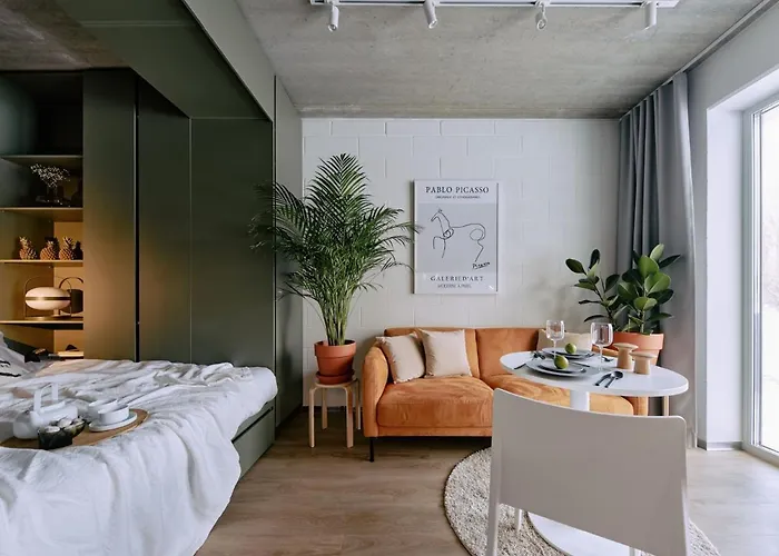 Campus House By Larsen Hotell *